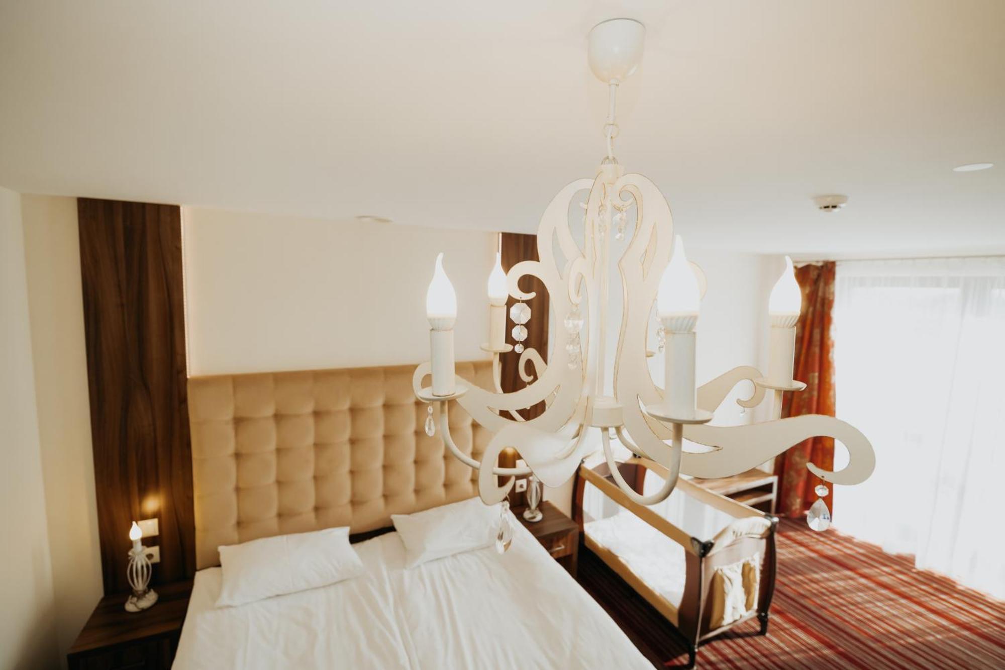 Noclegi - Apartamenty Zolynianka Esterno foto